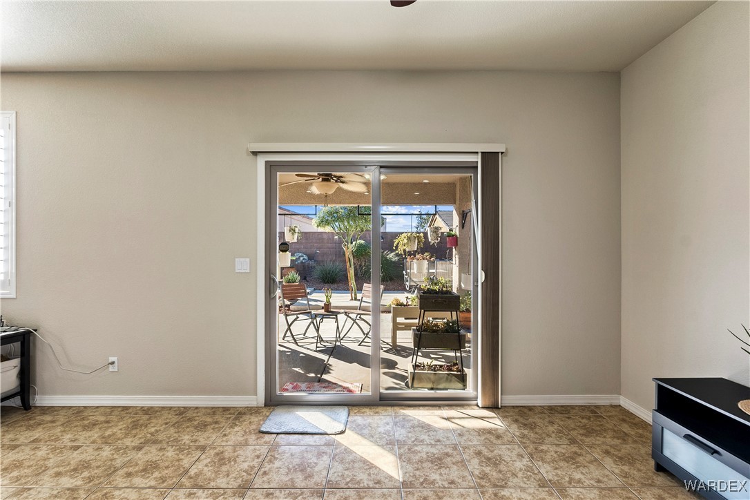 3298 Motherload Road Kingman, AZ 86401 - Photo 25 of 67 Entry