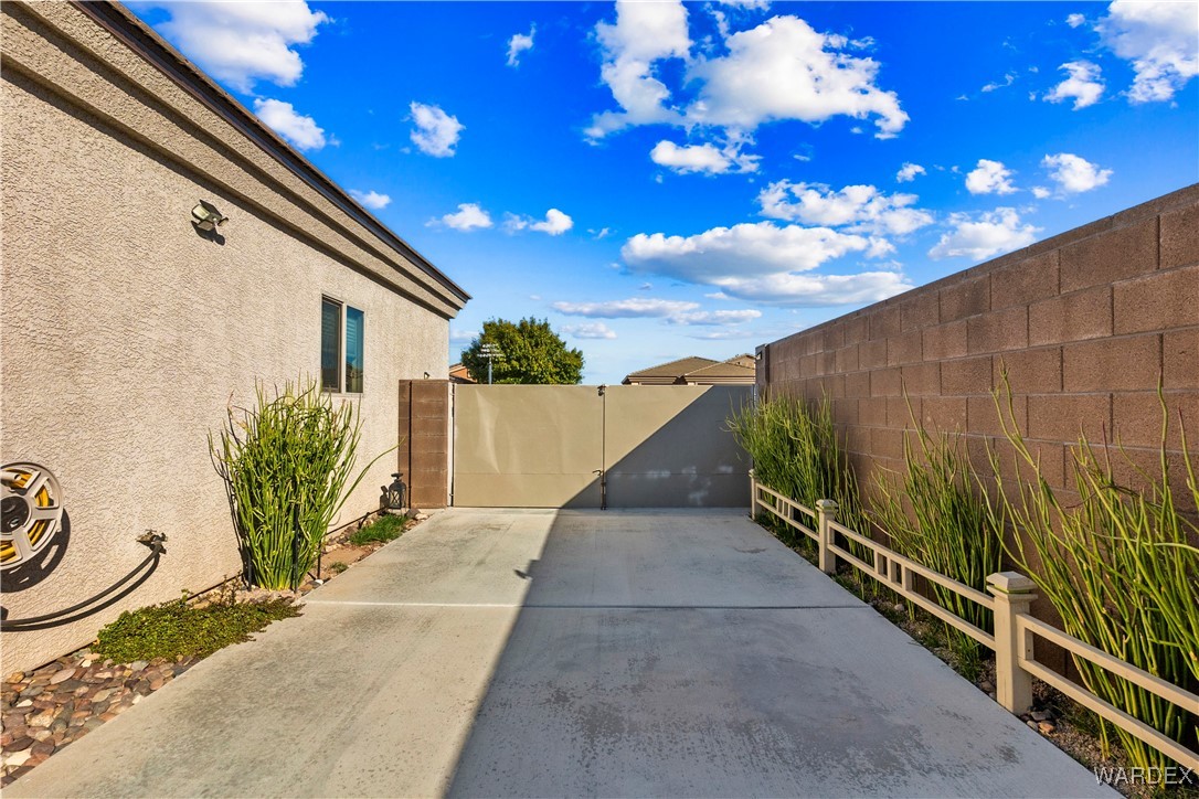3298 Motherload Road Kingman, AZ 86401 - Photo 44 of 67 Patio