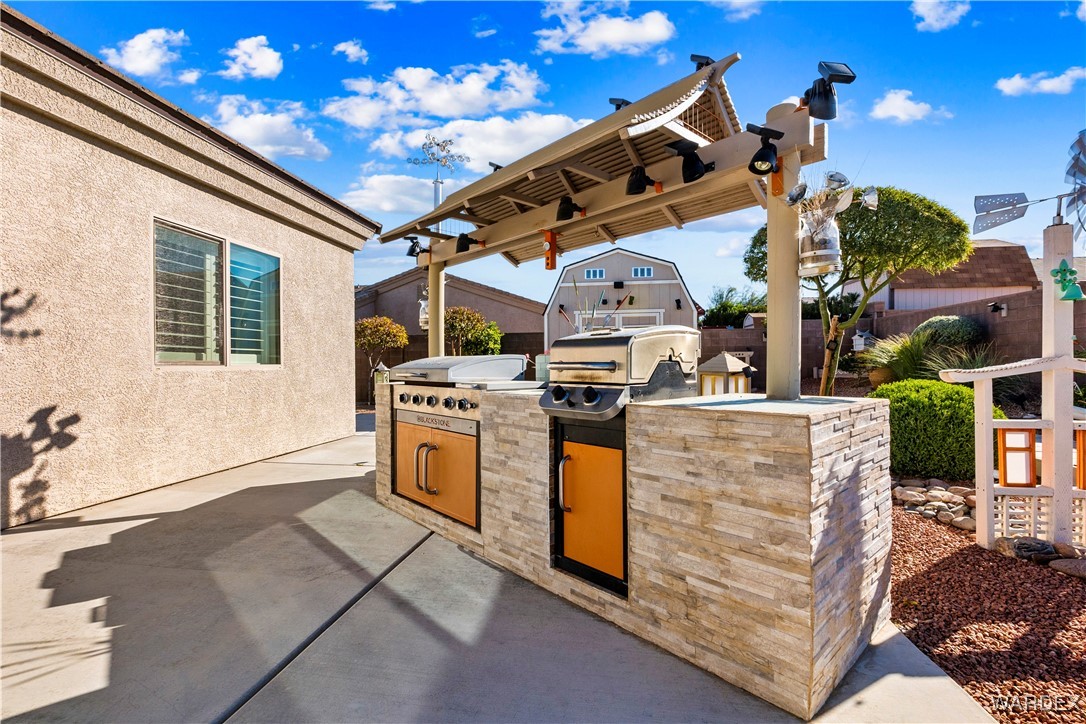 3298 Motherload Road Kingman, AZ 86401 - Photo 62 of 67 Patio