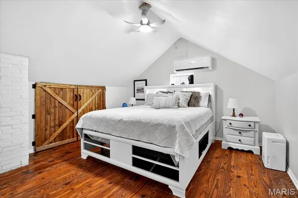 $365,000 | 300 South Charles Street, Edwardsville, IL 62025