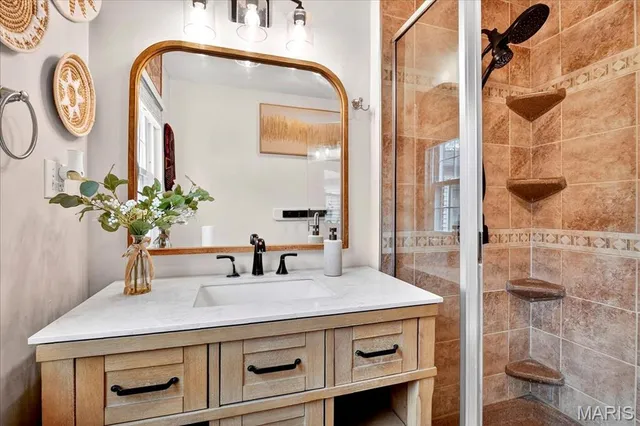 $385,000 | 300 South Charles Street, Edwardsville, IL 62025