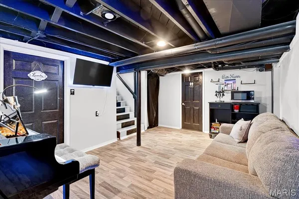 $365,000 | 300 South Charles Street, Edwardsville, IL 62025