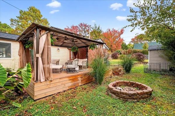 $365,000 | 300 South Charles Street, Edwardsville, IL 62025