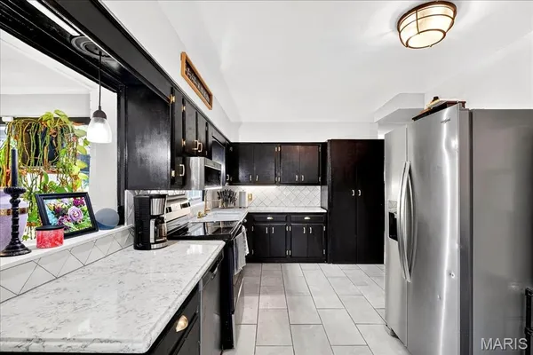 $365,000 | 300 South Charles Street, Edwardsville, IL 62025