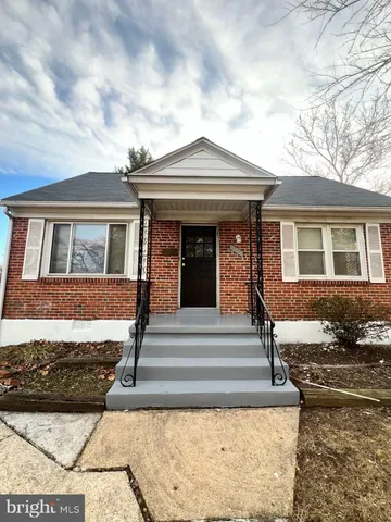 $2,400 | 7107 Liberty Road, Baltimore, MD 21207