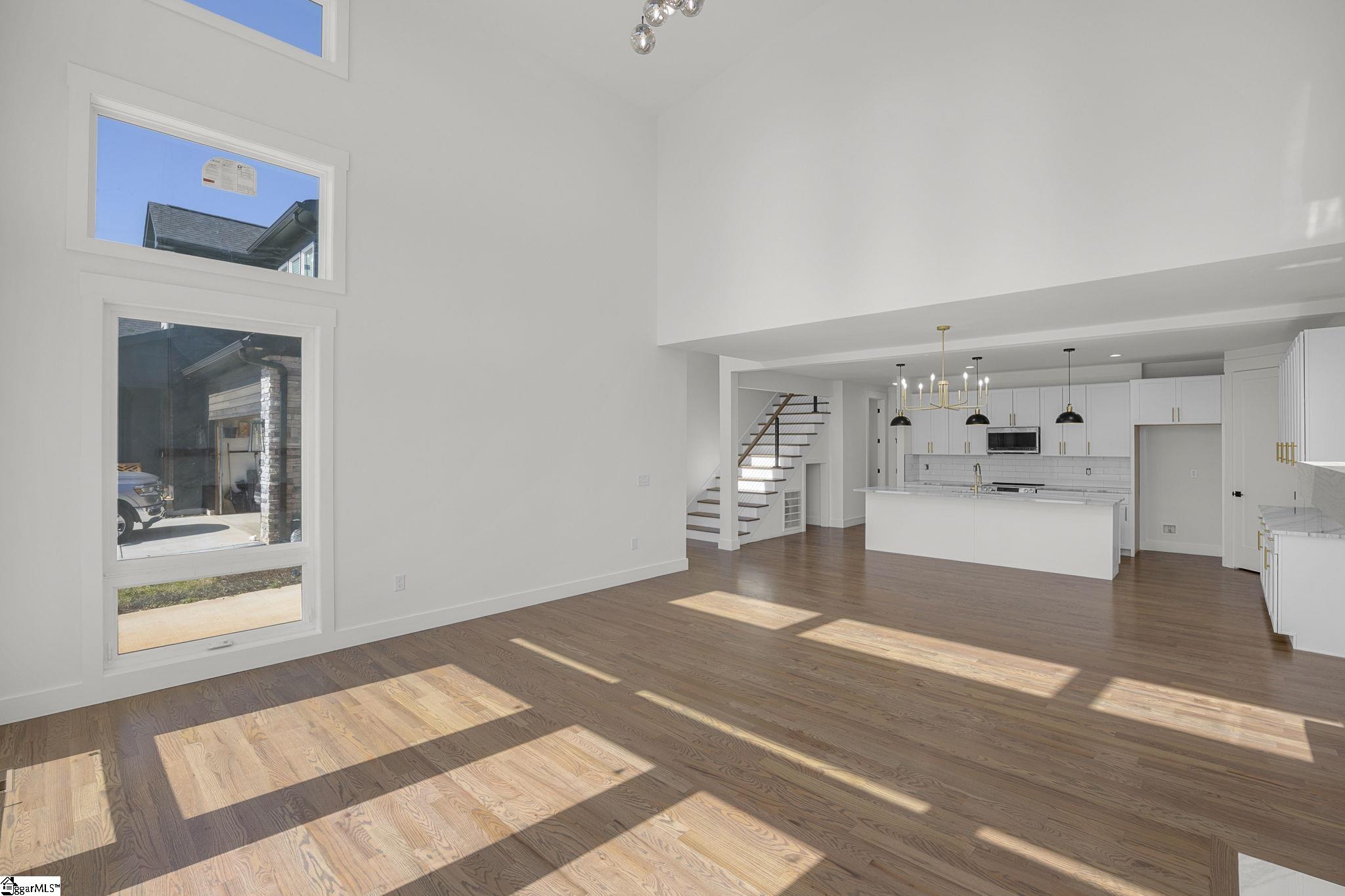 8 Village Crest Drive Greenville, SC 29607 - Photo 12 of 49