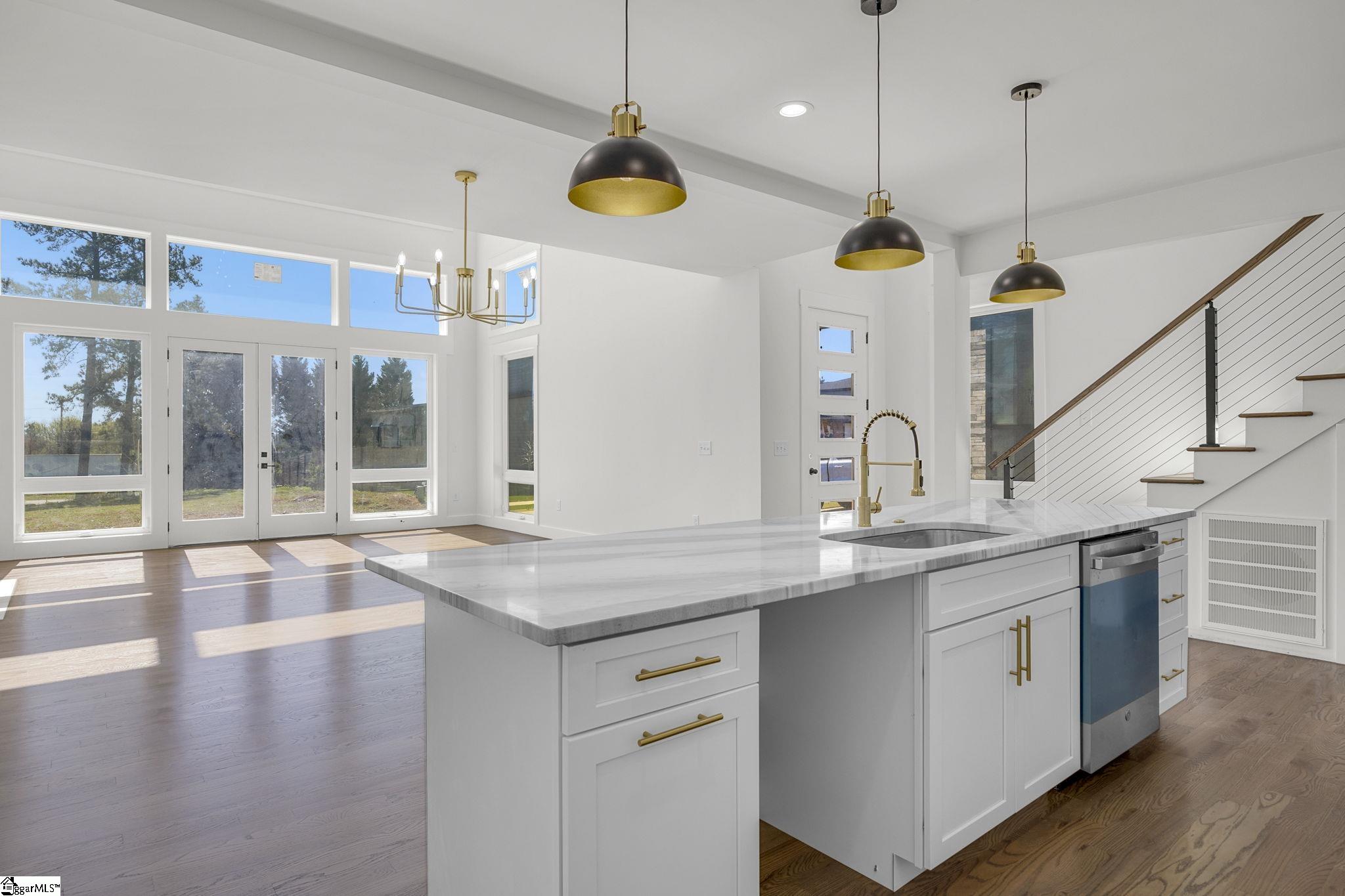 8 Village Crest Drive Greenville, SC 29607 - Photo 20 of 49