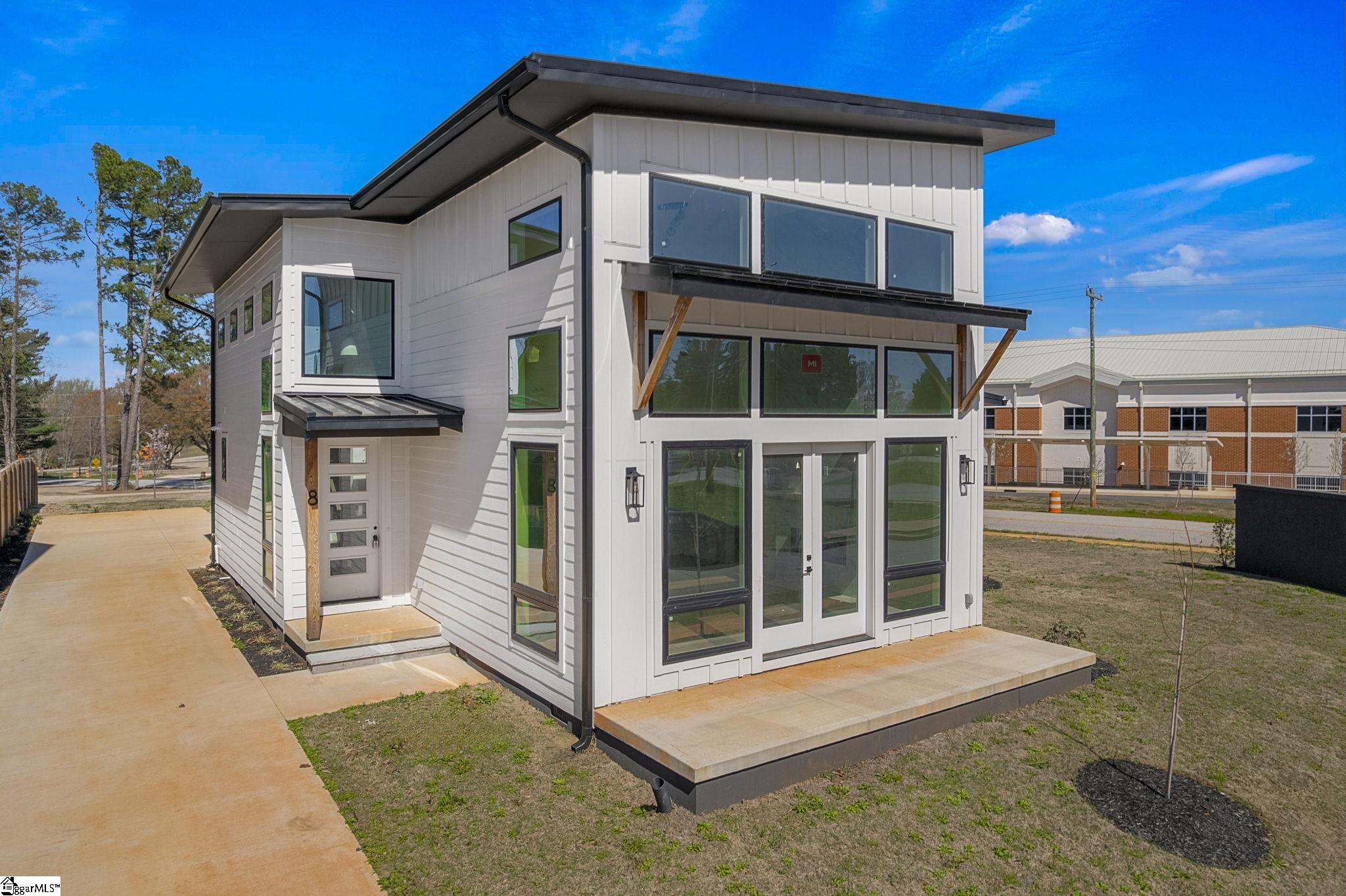 8 Village Crest Drive Greenville, SC 29607 - Photo 6 of 49