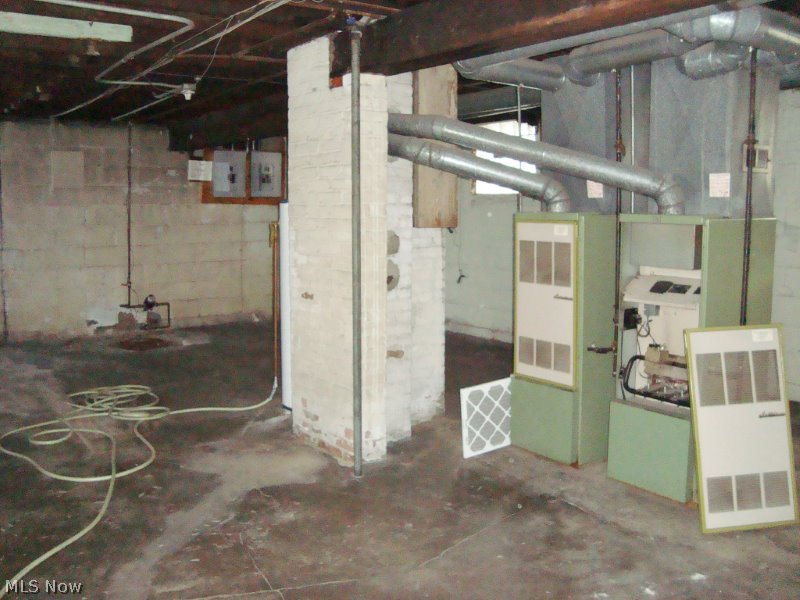 1063 Addison Road Cleveland, OH 44103 - Photo 8 of 12 Gallery Image 8
