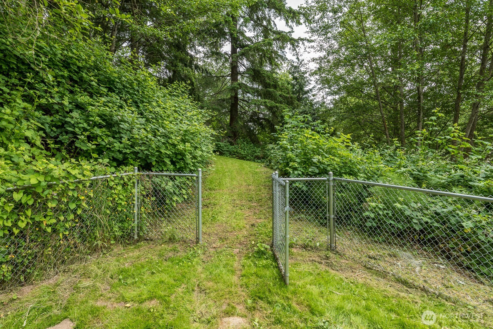 21615 Starbird Road Mount Vernon, WA 98274 - Photo 27 of 29 Gallery Image 27