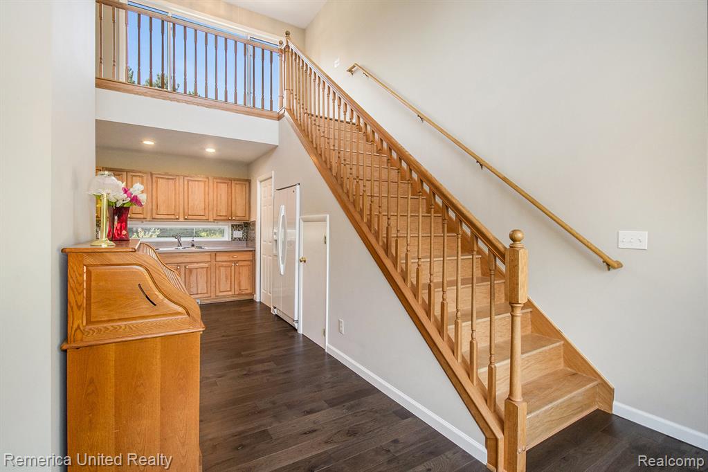 400 East Schafer Road Pinckney, MI 48169 - Photo 6 of 39