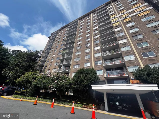 $1,495 | 2059 Huntington Avenue, Unit 1101, Alexandria, VA 22303