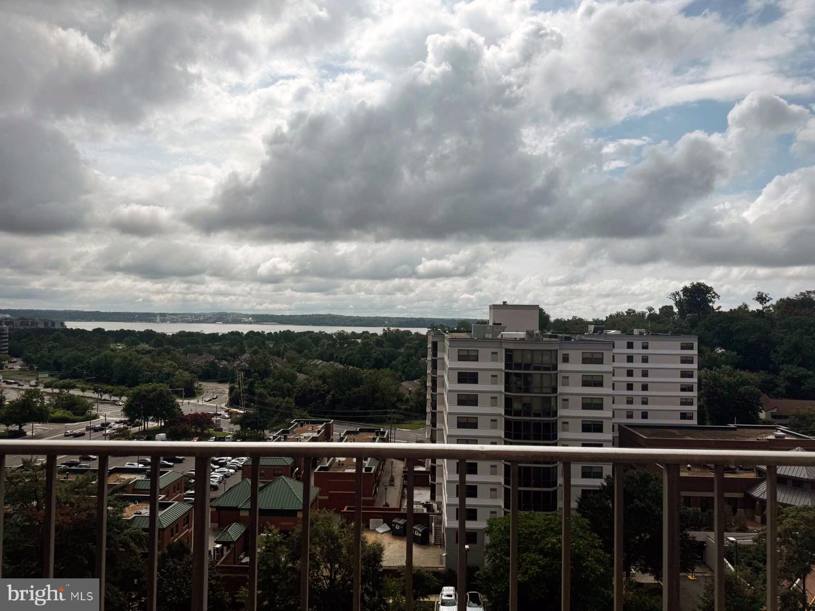 2059 Huntington Avenue, Unit 1101 Alexandria, VA 22303 - Photo 8 of 35 a view of a city with tall buildings