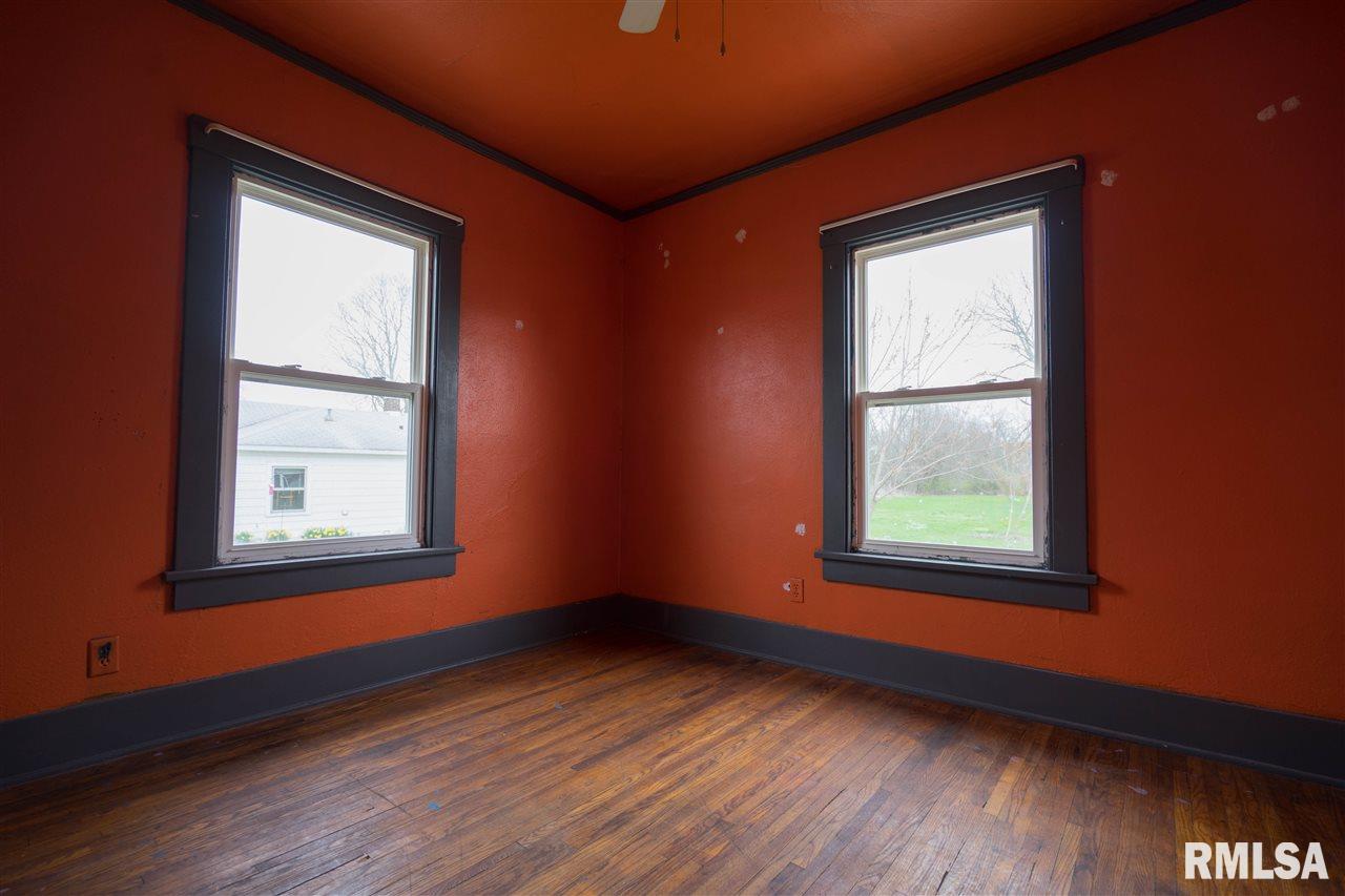 1009 Springfield Road East Peoria, IL 61611 - Photo 14 of 32 Gallery Image 14