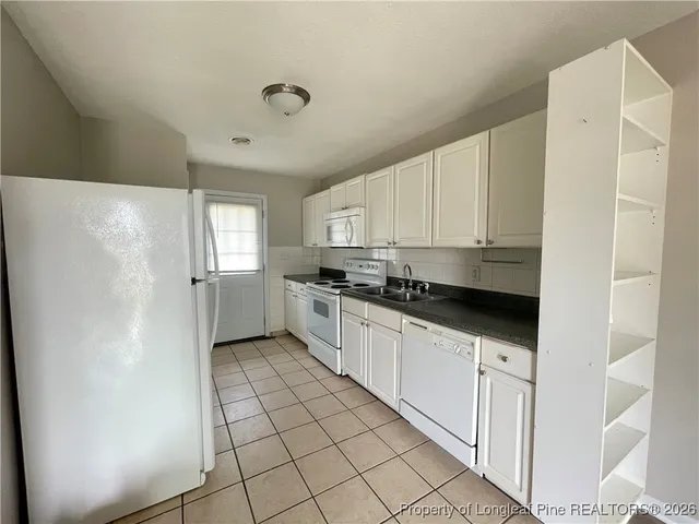 $850 | 264 Squire Lane, Fayetteville, NC 28303