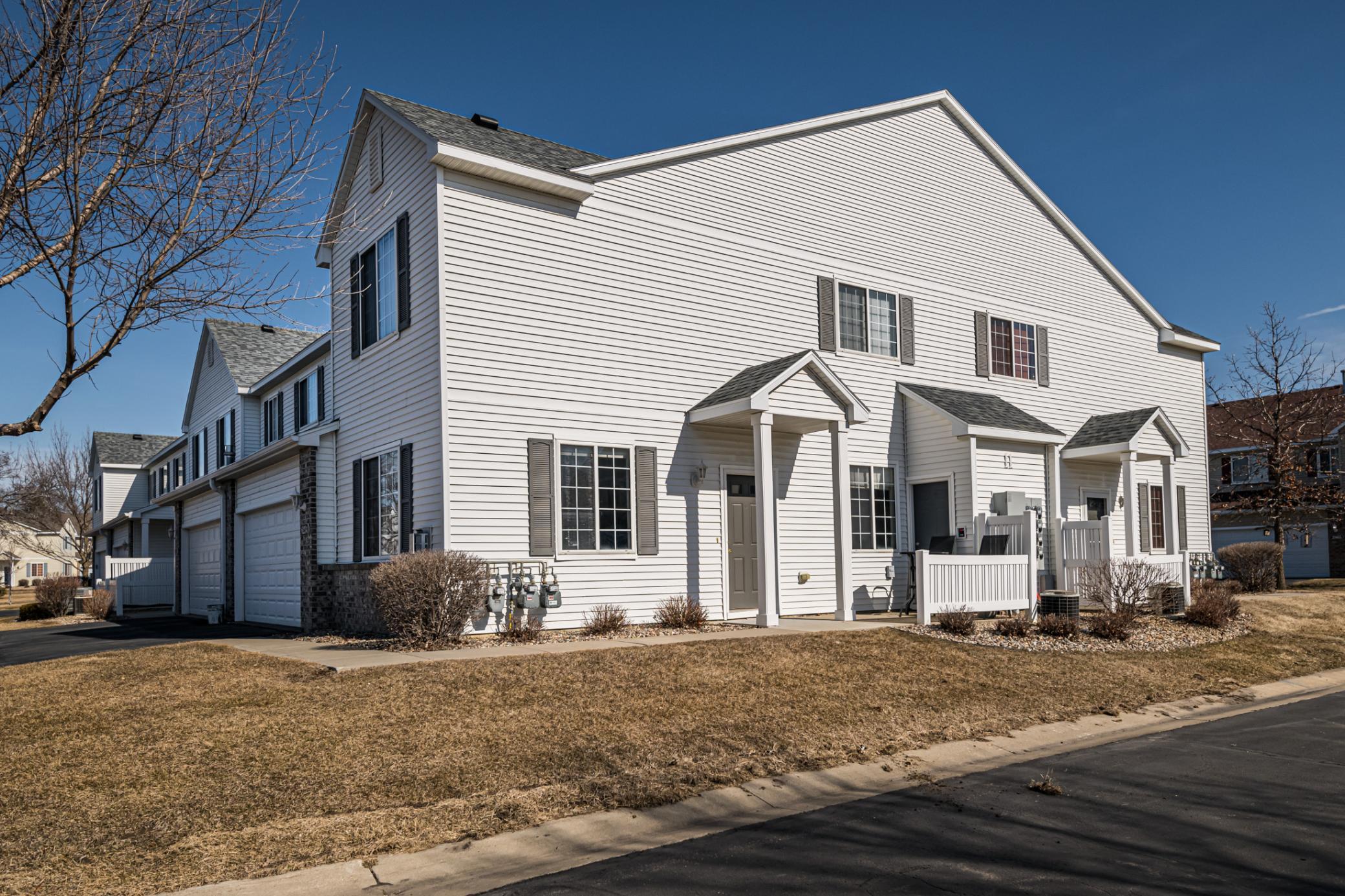 6234 29th Avenue Northwest Rochester, MN 55901 - Photo 2 of 23