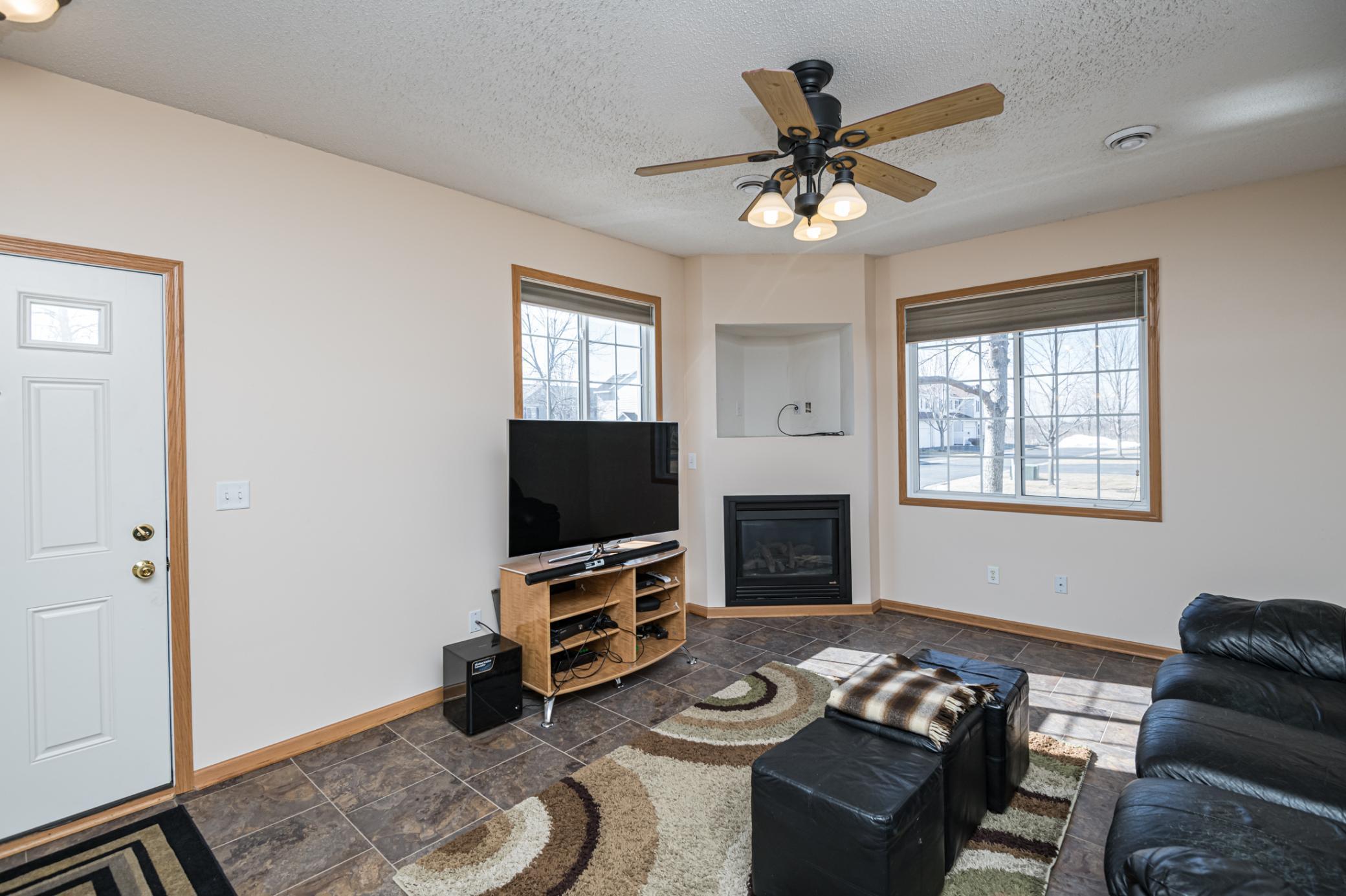 6234 29th Avenue Northwest Rochester, MN 55901 - Photo 5 of 23