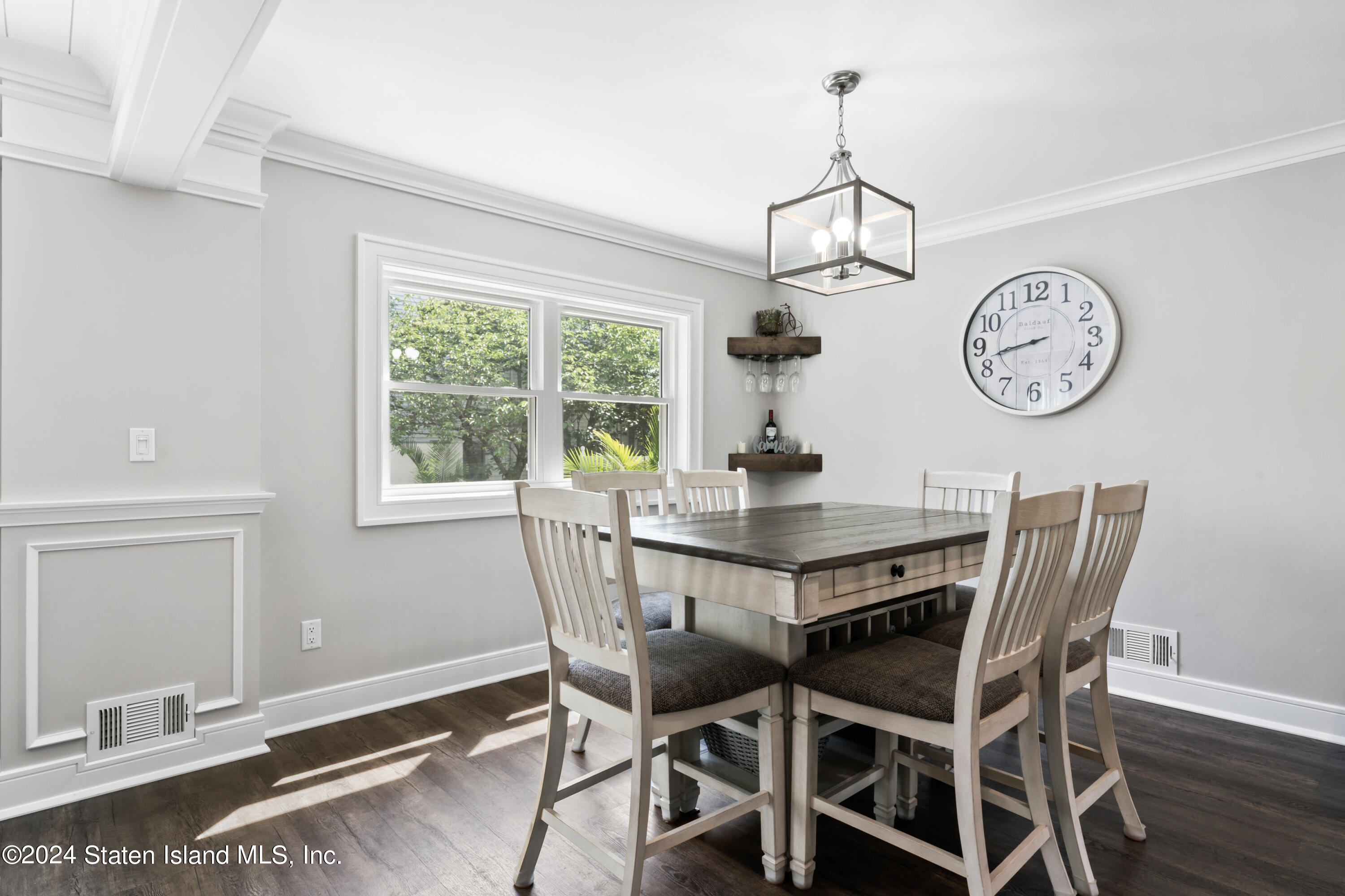 91 Allen Place Staten Island, NY 10312 - Photo 13 of 47 DINING ROOM