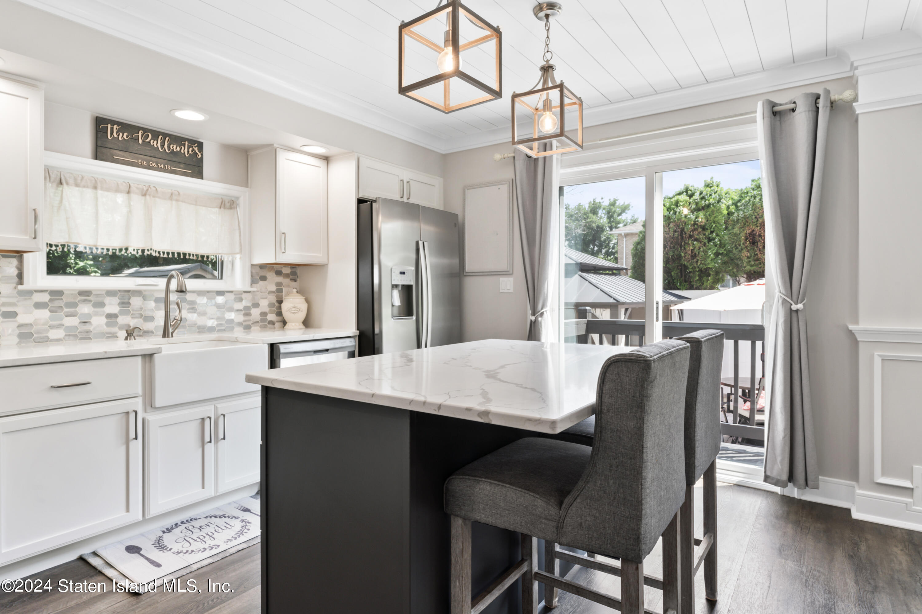 91 Allen Place Staten Island, NY 10312 - Photo 9 of 47 KITCHEN STAINLESS STEEL APPLIANCES