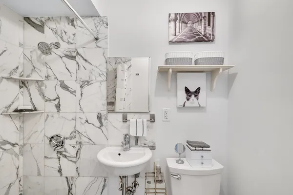 $2,100 | 290 Commonwealth Avenue, Unit 8, Boston, MA 02115