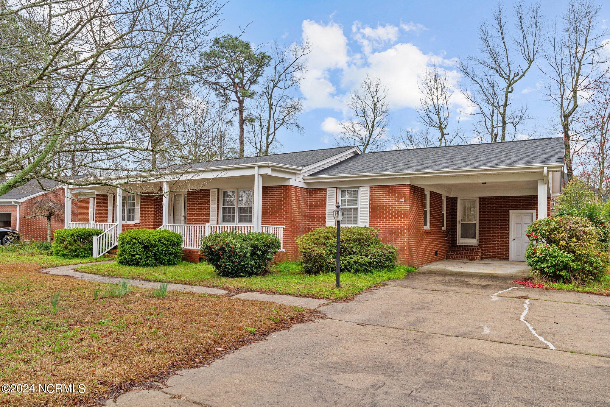 304 Prince Road Greenville, NC 27858 - Photo 2 of 26 4-web-or-mls-DSC_8284