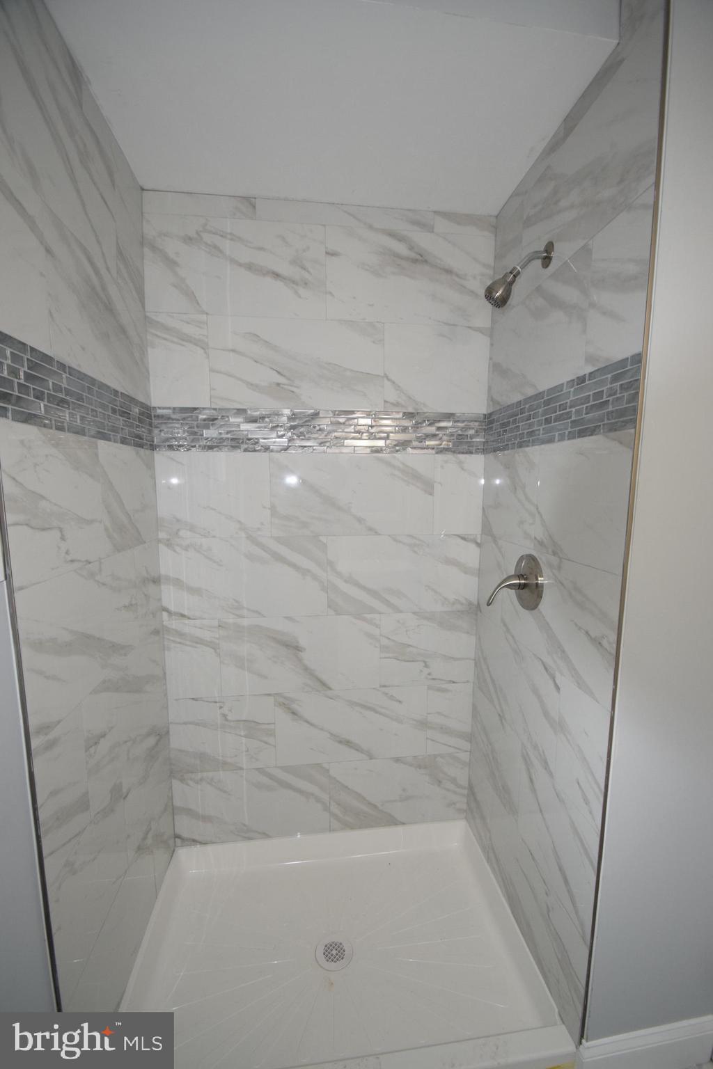 22 West Avon Road Brookhaven, PA 19015 - Photo 18 of 23 Gallery Image 18