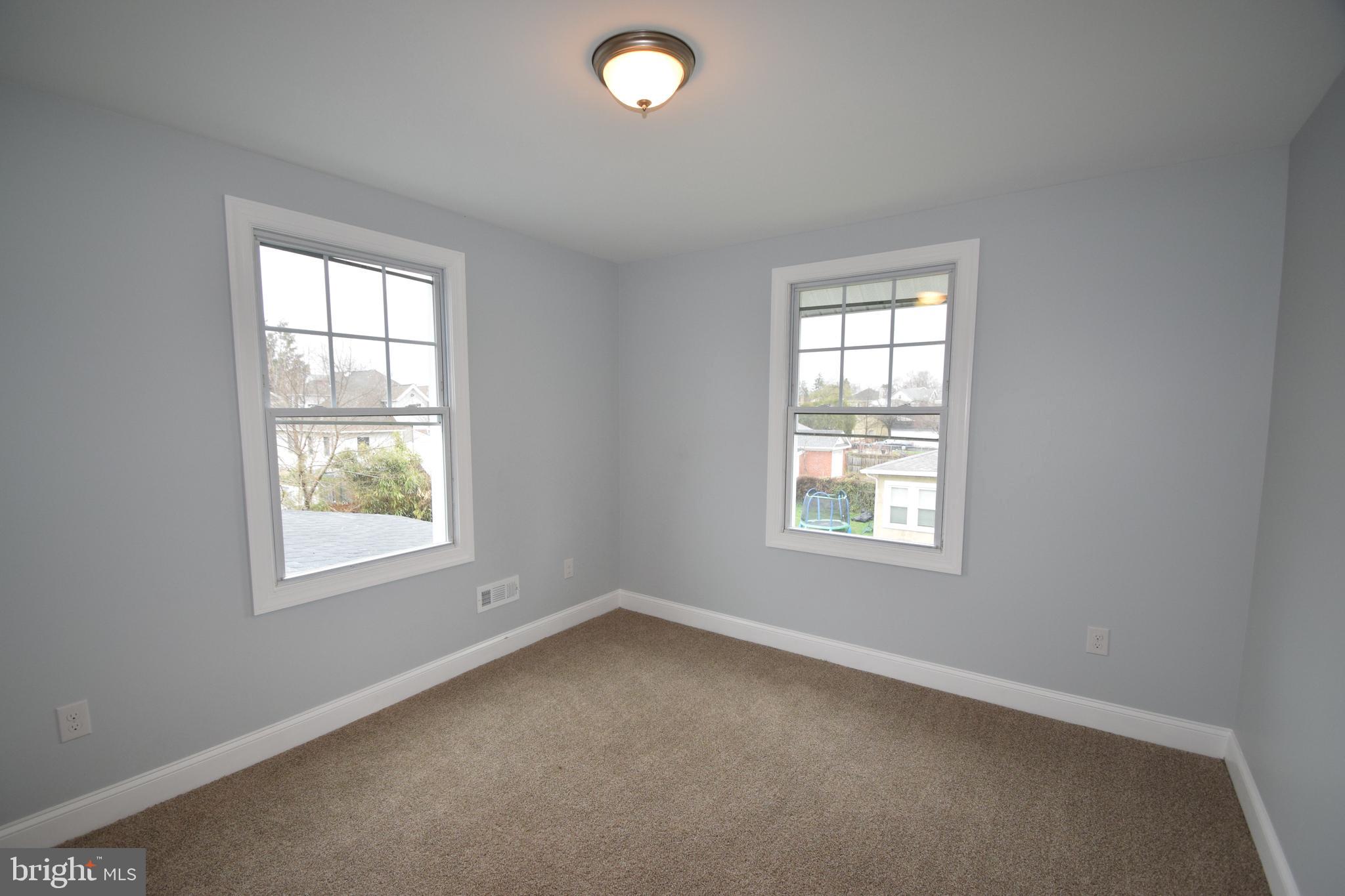 22 West Avon Road Brookhaven, PA 19015 - Photo 21 of 23 Gallery Image 21