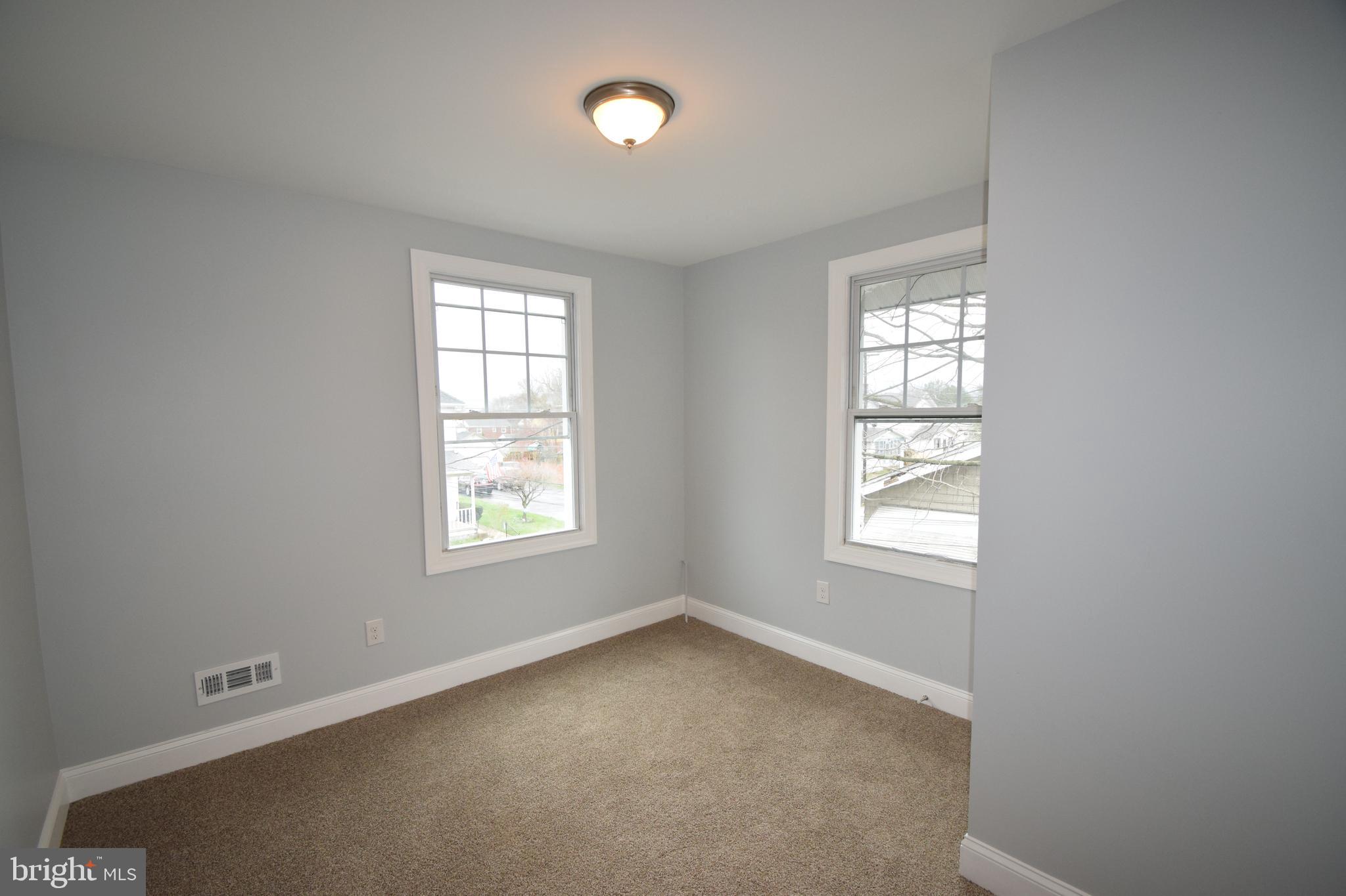 22 West Avon Road Brookhaven, PA 19015 - Photo 23 of 23 Gallery Image 23