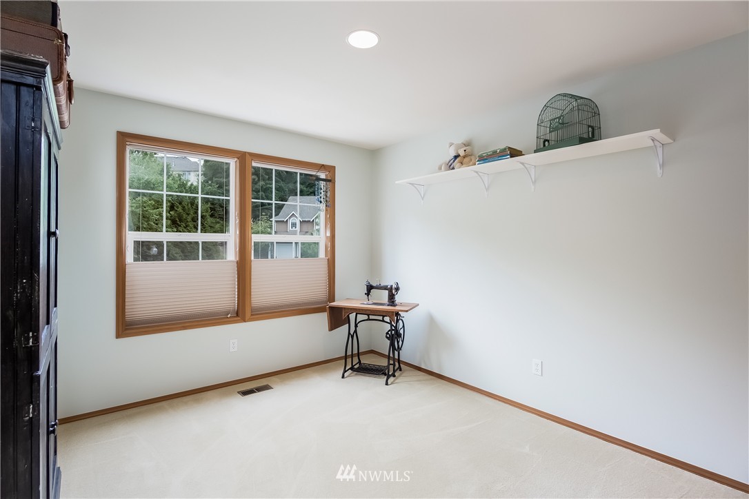 3226 Northeast 26th Court Renton, WA 98056 - Photo 16 of 23 Gallery Image 16