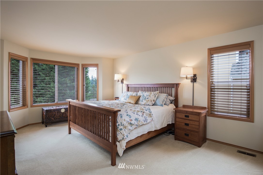 3226 Northeast 26th Court Renton, WA 98056 - Photo 10 of 23 Gallery Image 10
