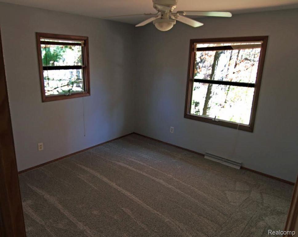 2952 North Tipsico Lake Road Hartland, MI 48353 - Photo 23 of 46 unnamed (12).jpg