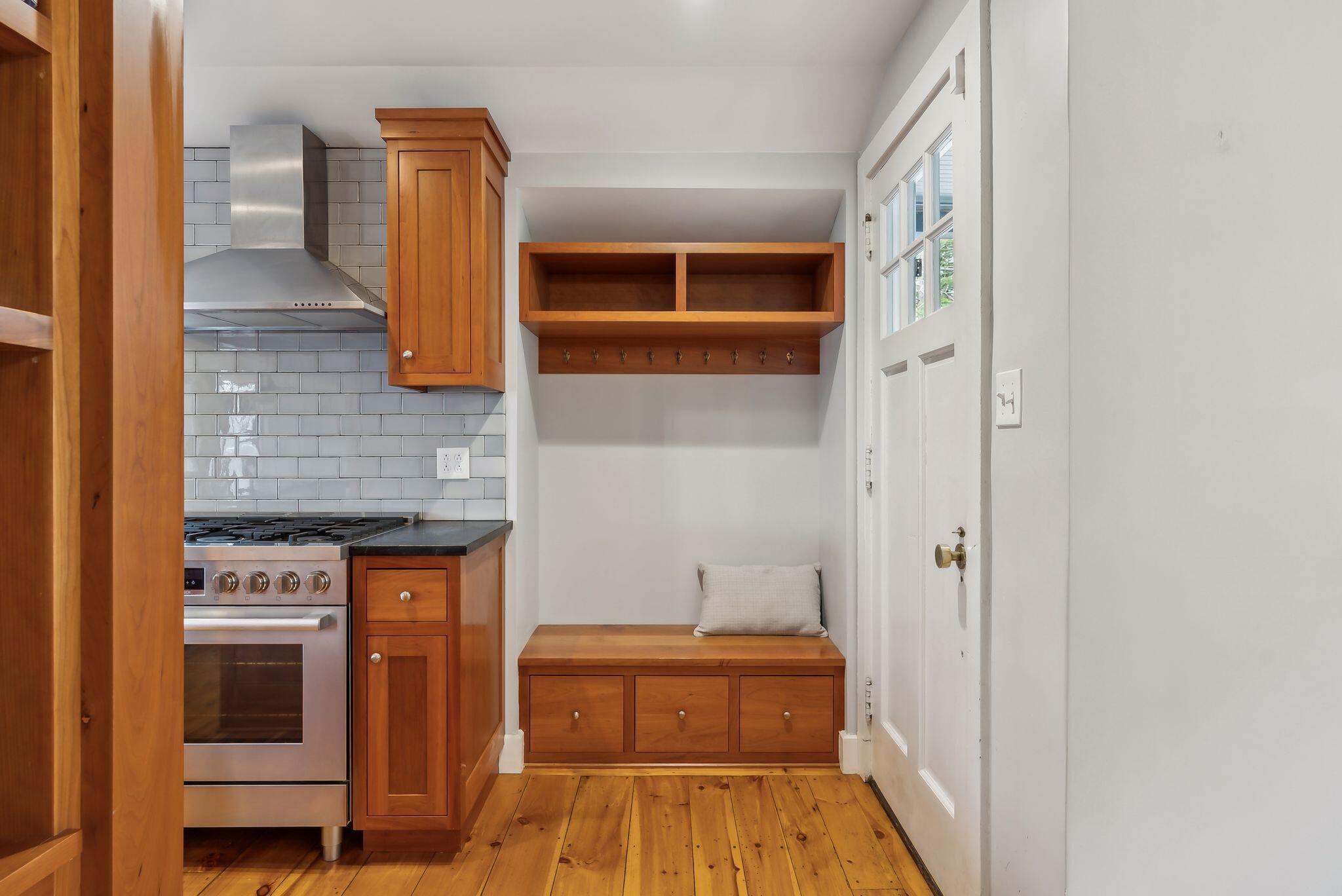 160 Craigie Street Portland, ME 04102 - Photo 13 of 34 Side Entry