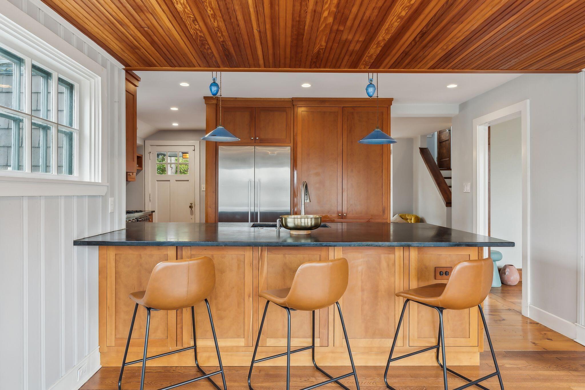 160 Craigie Street Portland, ME 04102 - Photo 4 of 34 Kitchen Island