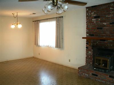 1335 Cyrier Avenue Reedley, CA 93654 - Photo 5 of 16