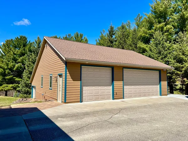 $899,500 | 30915 296th St Way, Red Wing, MN 55066