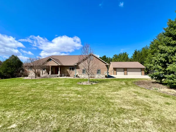 $899,500 | 30915 296th St Way, Red Wing, MN 55066
