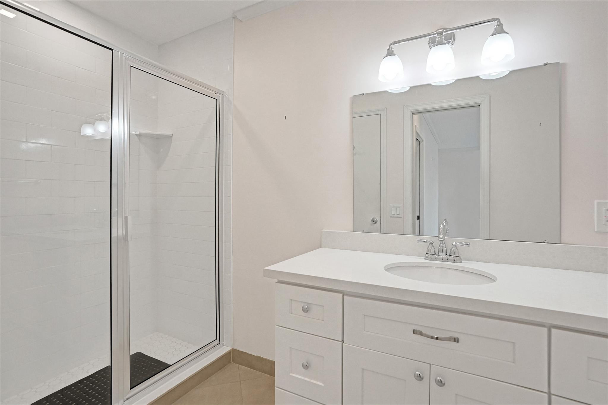 1001 North Riverside Drive, Unit 304 Pompano Beach, FL 33062 - Photo 10 of 49 Photo 10