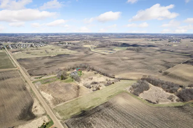 $3,900,000 | 5875 Highway 25, Mayer, MN 55360