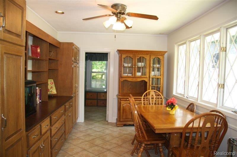 76 Muskoka Road Grosse Pointe, MI 48236 - Photo 4 of 12 Breakfast Room