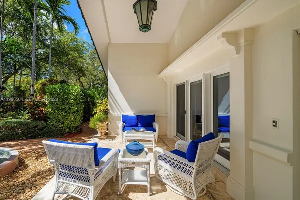 $3,980,000 | 269 Cranwood Drive, Key Biscayne, FL 33149