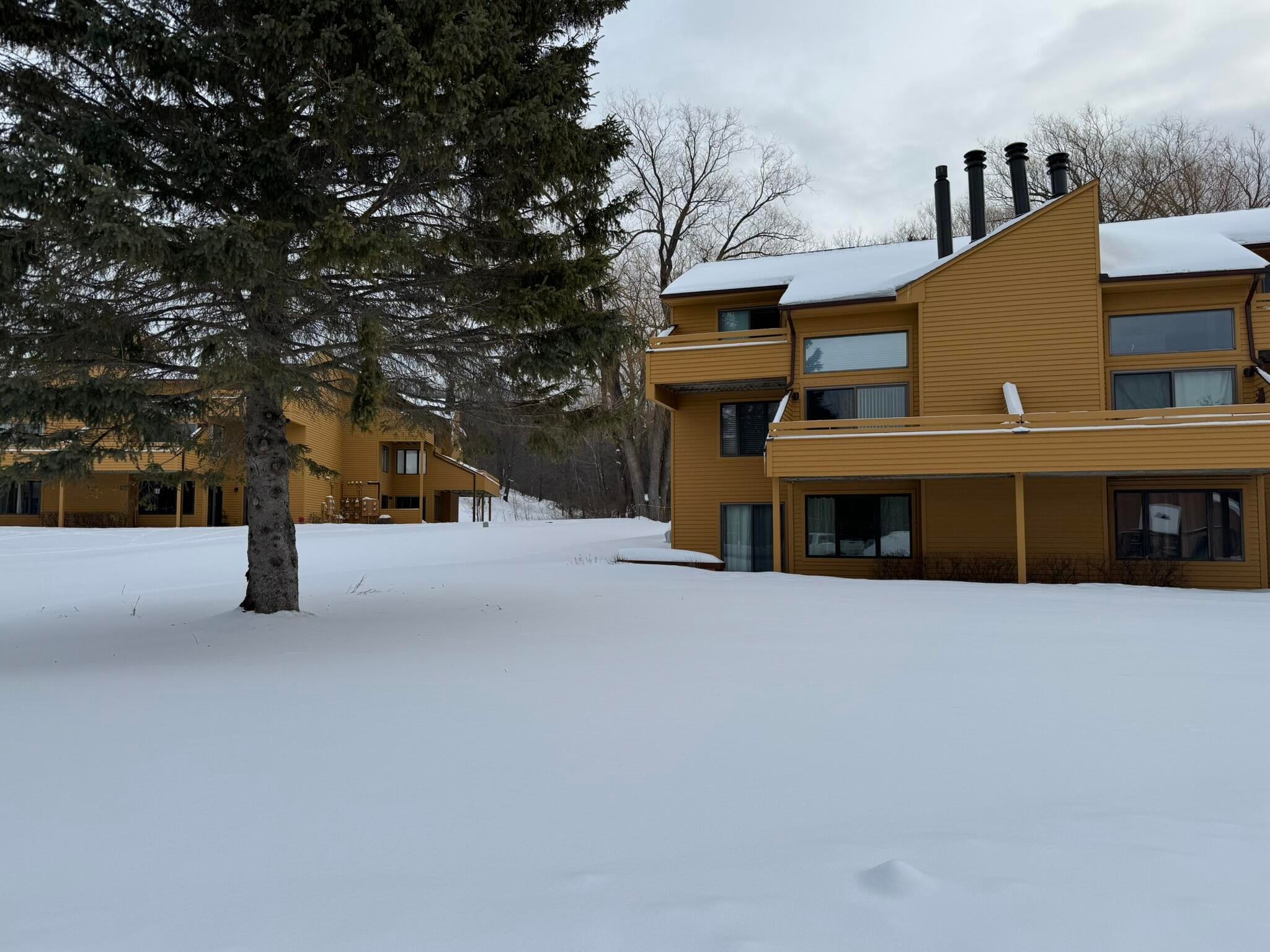 4749 South Pleasantview Road, Unit 21 Harbor Springs, MI 49740 - Photo 32 of 44 Gallery Image 32