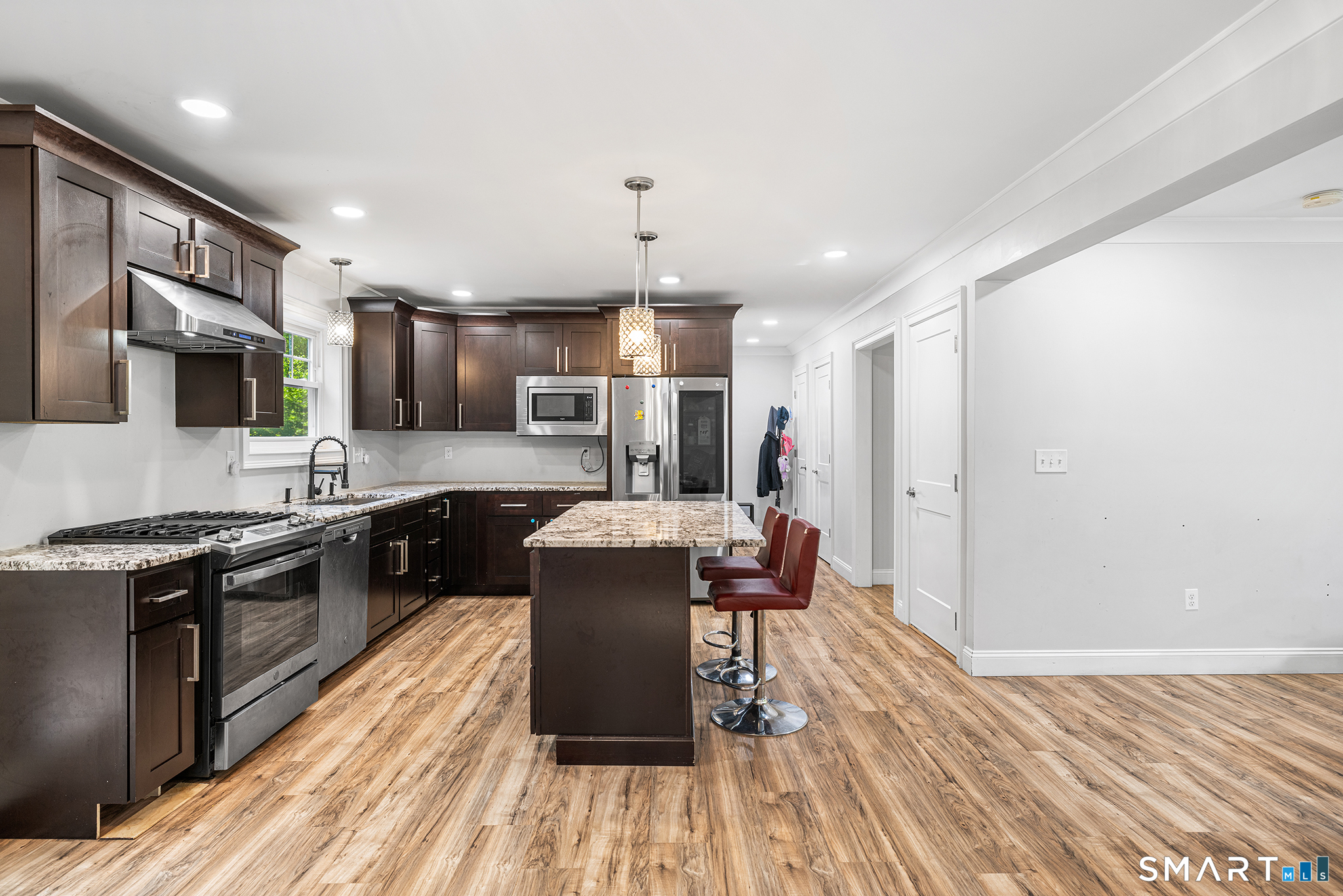 25 Spring Rock Road East Lyme, CT 06333 - Photo 10 of 36