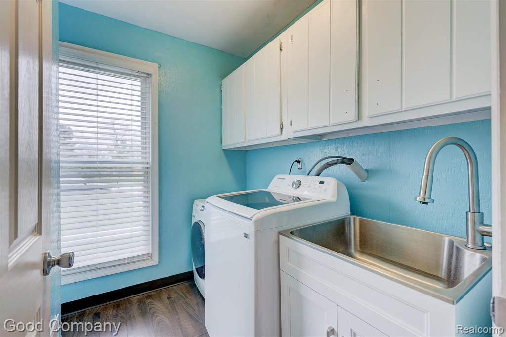 42293 Saltz Road Canton, MI 48187 - Photo 27 of 62
