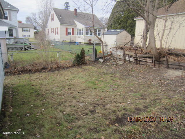 185 Benedict Road Pittsfield, MA 01201 - Photo 8 of 27 IMG_3443