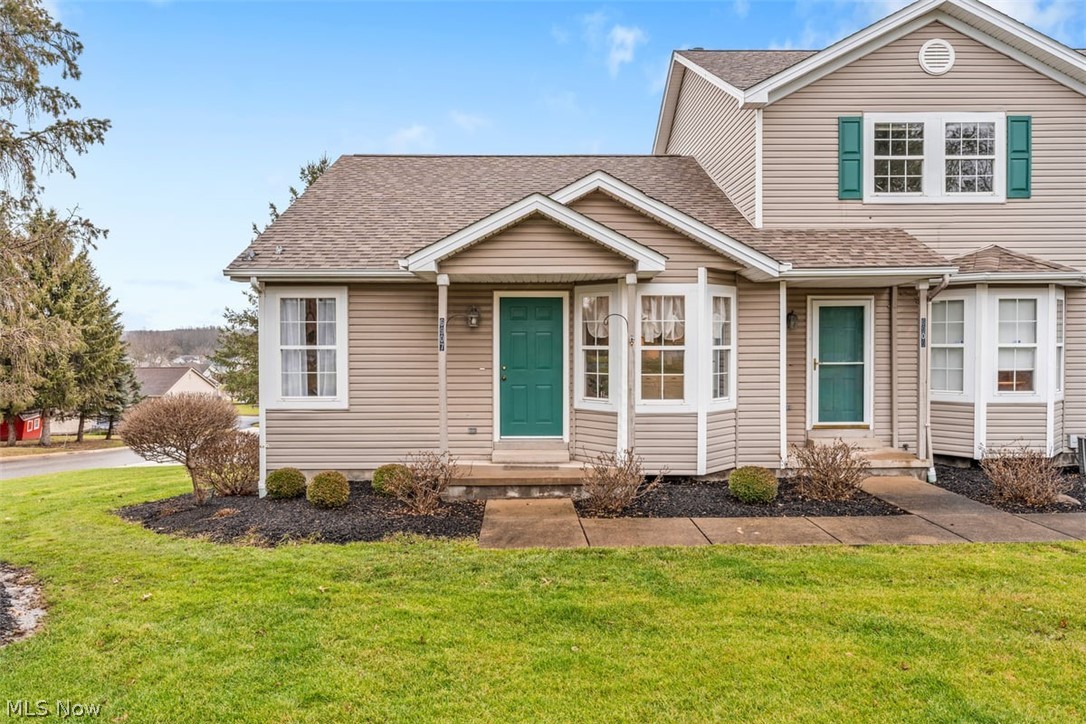 6907 Tippecanoe Road, Unit 1 Canfield, OH 44406 - Photo 1 of 26 BEAUTIFULLY UPDATED 2 BEDROOM, 2 BATH CONDO IN HUNTINGTON WOODS. CENTRALLY LOCATED OFF OF TIPPECANOE ROAD, CLOSE TO SHOPPING, GROCERIES, RESTAURANTS AND MORE.