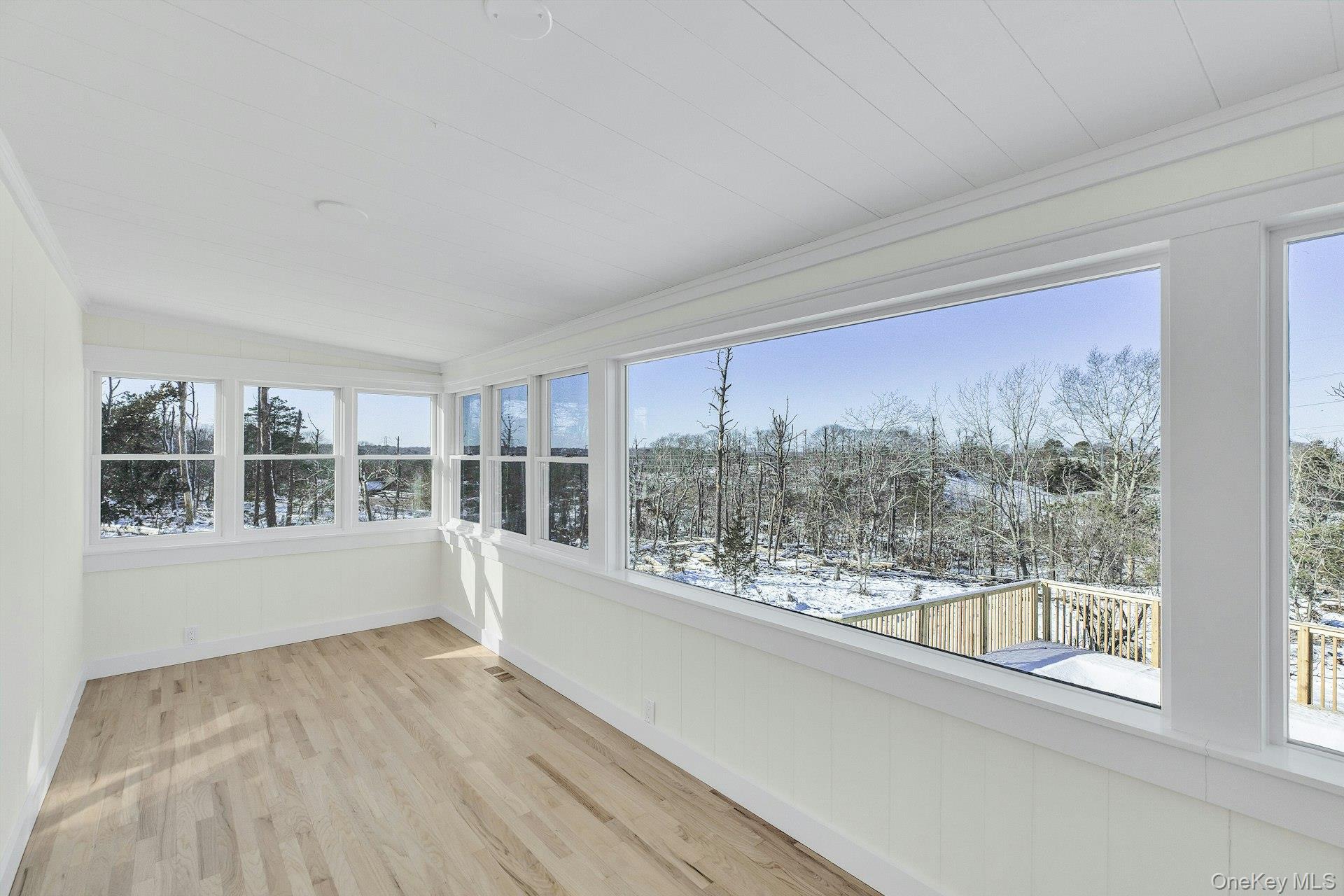 33 Oceanview Road Hampton Bays, NY 11946 - Photo 11 of 30