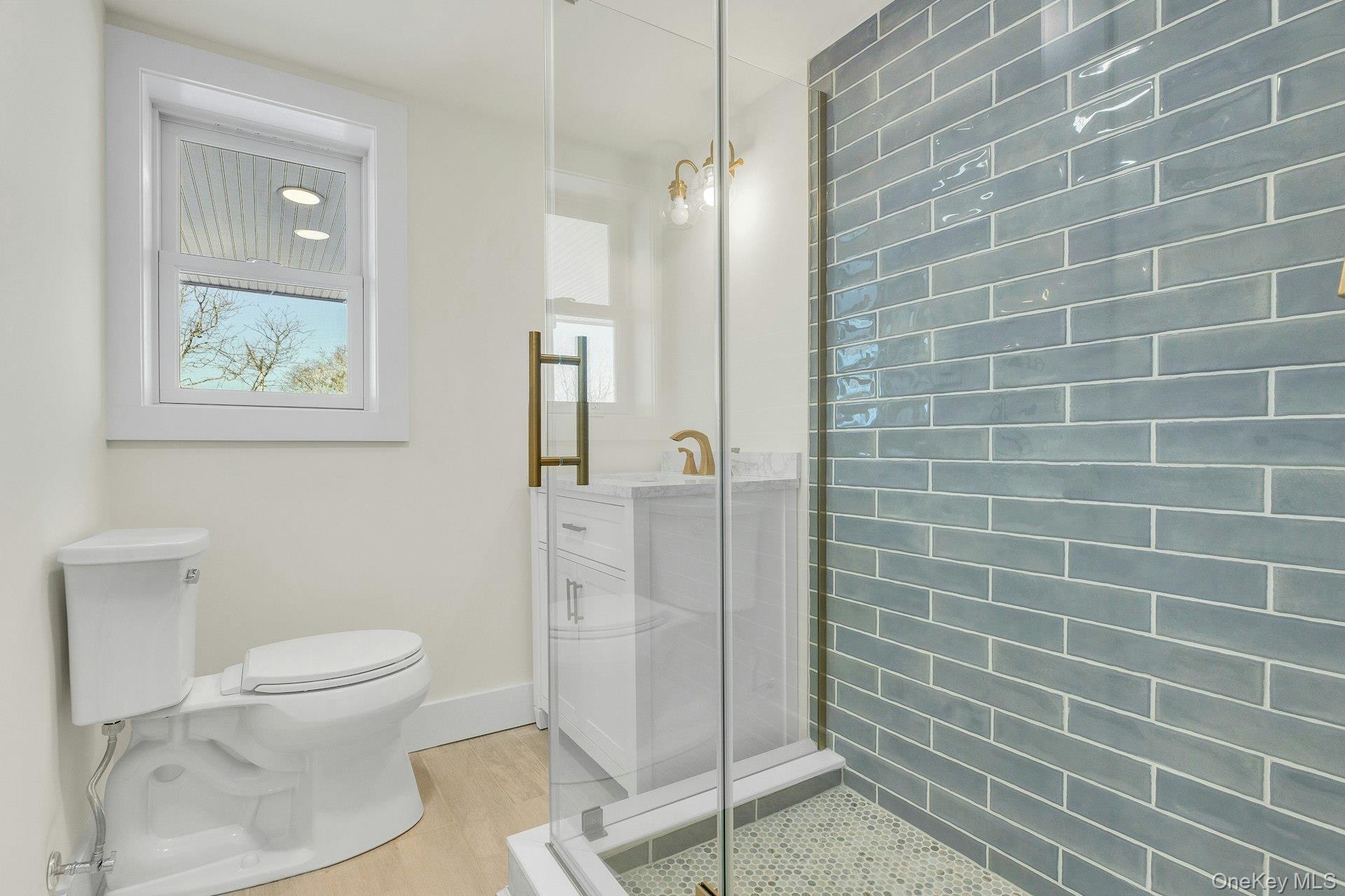 33 Oceanview Road Hampton Bays, NY 11946 - Photo 20 of 30