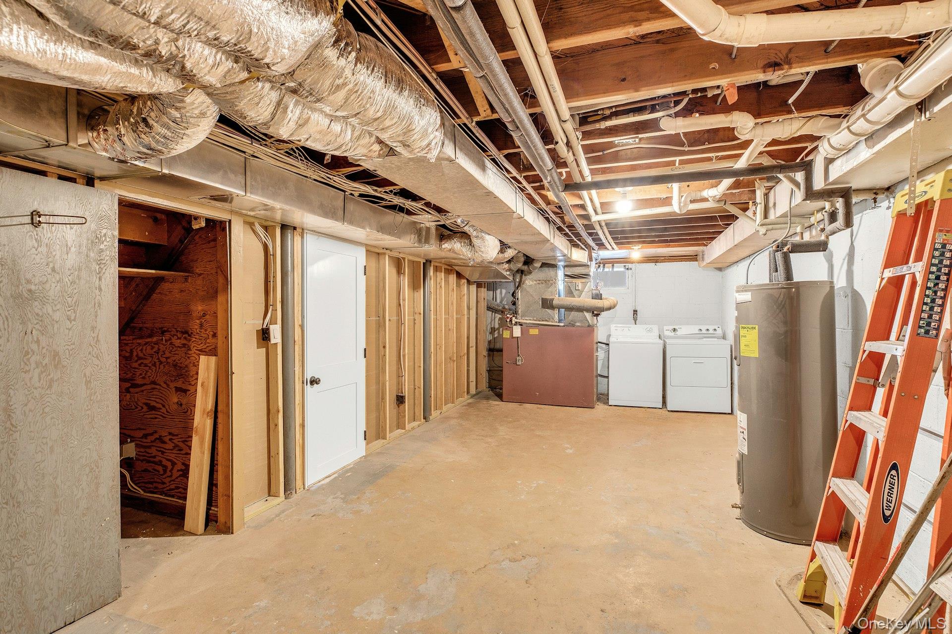 33 Oceanview Road Hampton Bays, NY 11946 - Photo 23 of 30