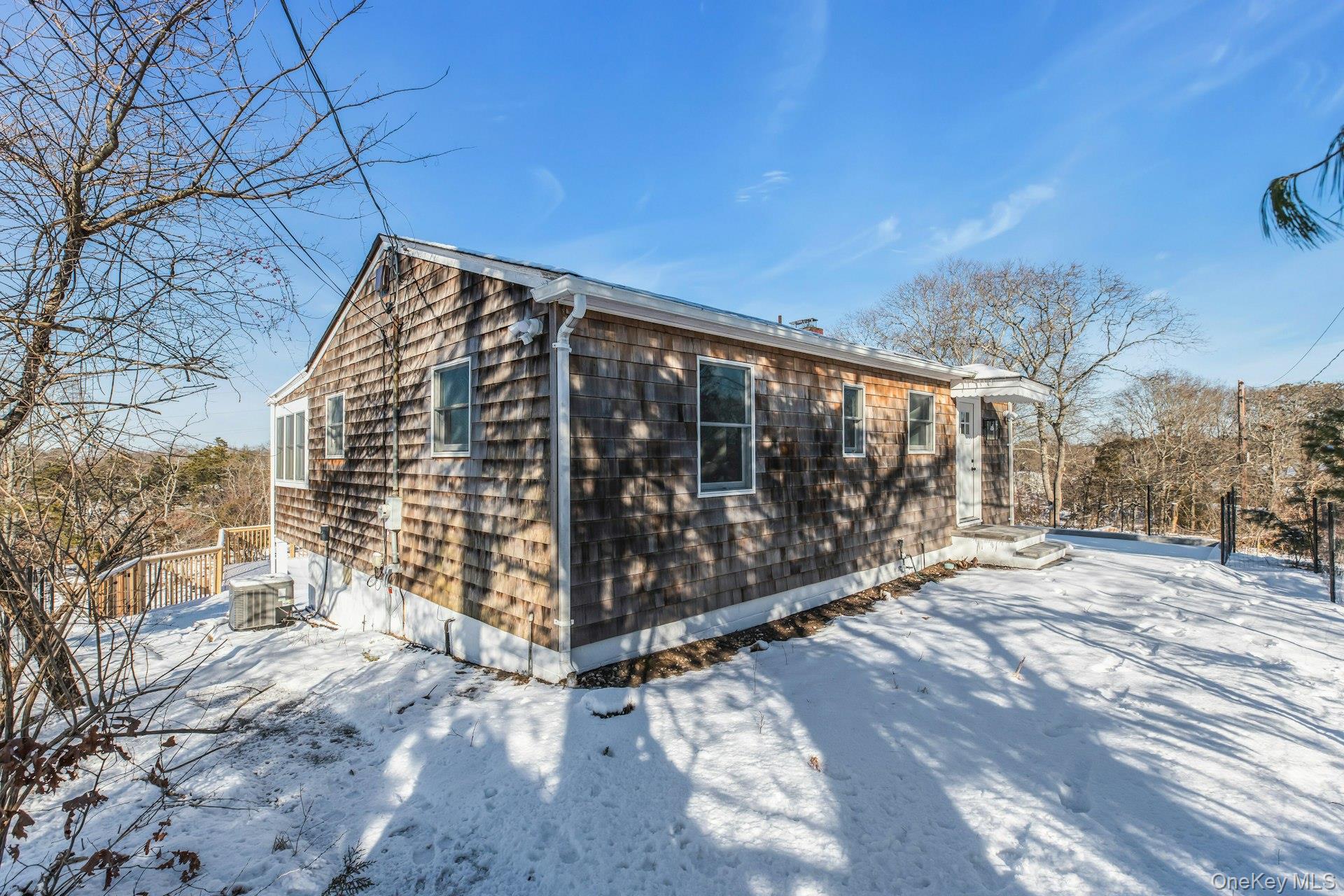 33 Oceanview Road Hampton Bays, NY 11946 - Photo 3 of 30