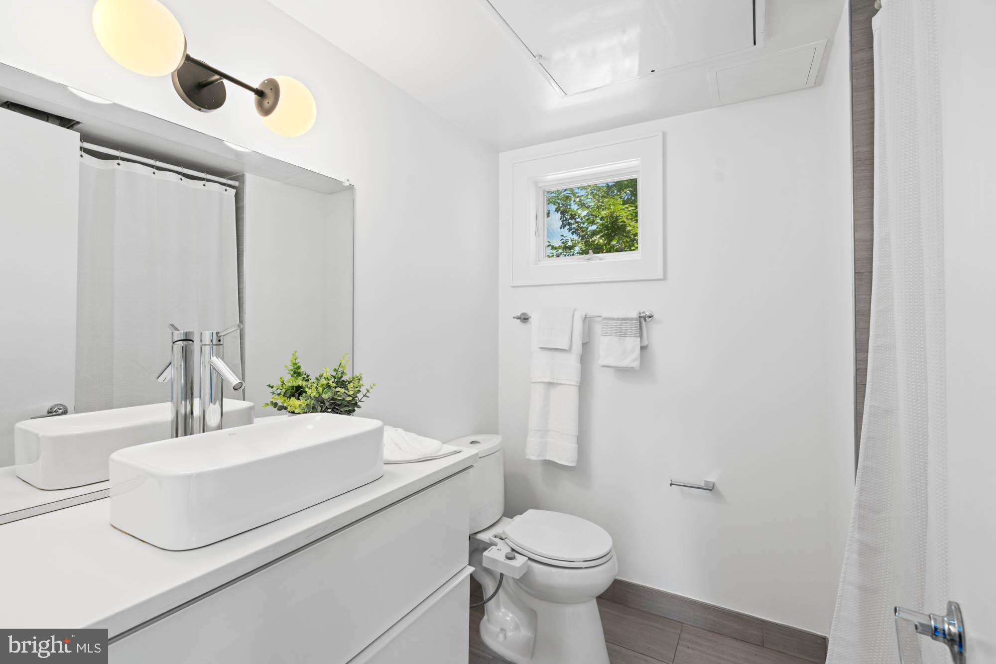 1300 Park Road Northwest, Unit 3 Washington, DC 20010 - Photo 24 of 33